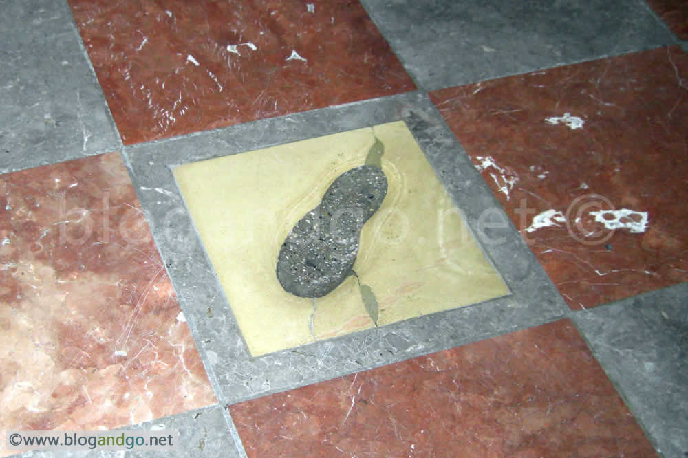 Munich - Inside the Frauenkirche, the Devil's footprint